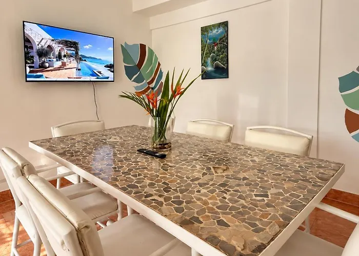 Hotel Perico Azul & Surf Camp